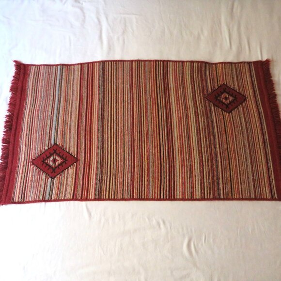 Hand Woven Reversible Red Multicolor Wool Rug with Diamond Pattern Fringed Edge - Picture 8 of 13